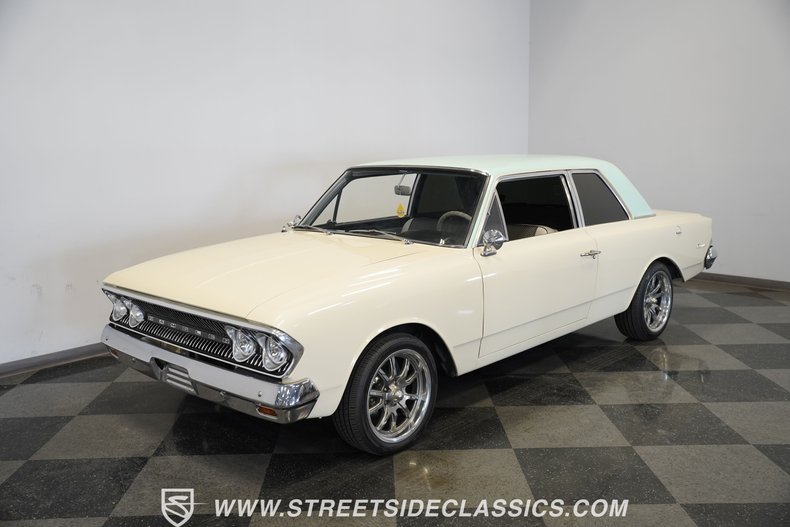 American-motors-Rambler-1963-Valencia-White-Houndstooth-35