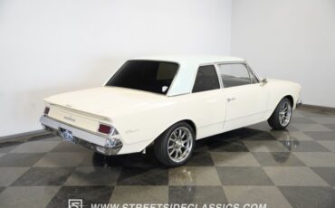 American-motors-Rambler-1963-Valencia-White-Houndstooth-42
