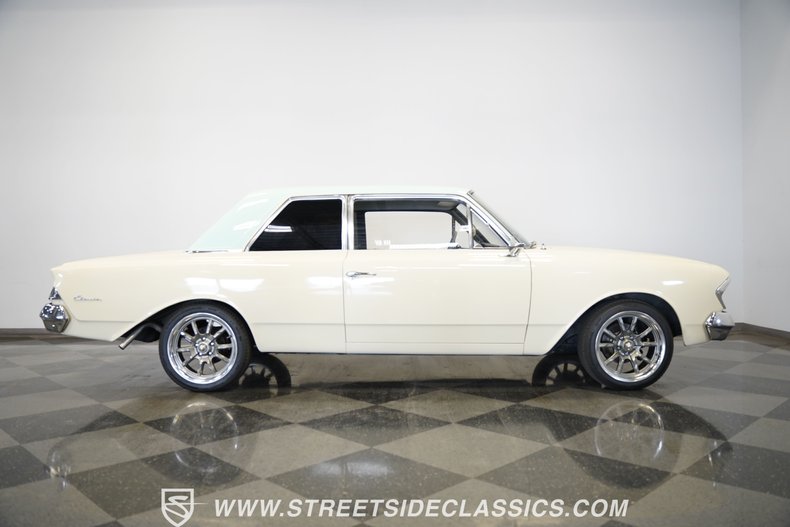 American-motors-Rambler-1963-Valencia-White-Houndstooth-44