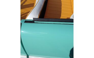Amphicar-770-1964-Fjord-Green-White-and-Apricot-3