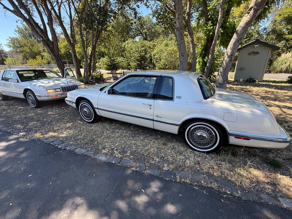 And-1993-buick-rivieras-1991-white-2