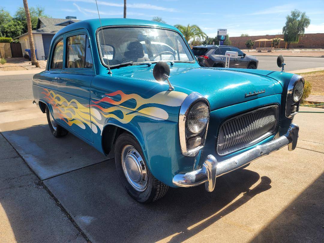 Anglia-english-ford-2-door-1957-blue-1