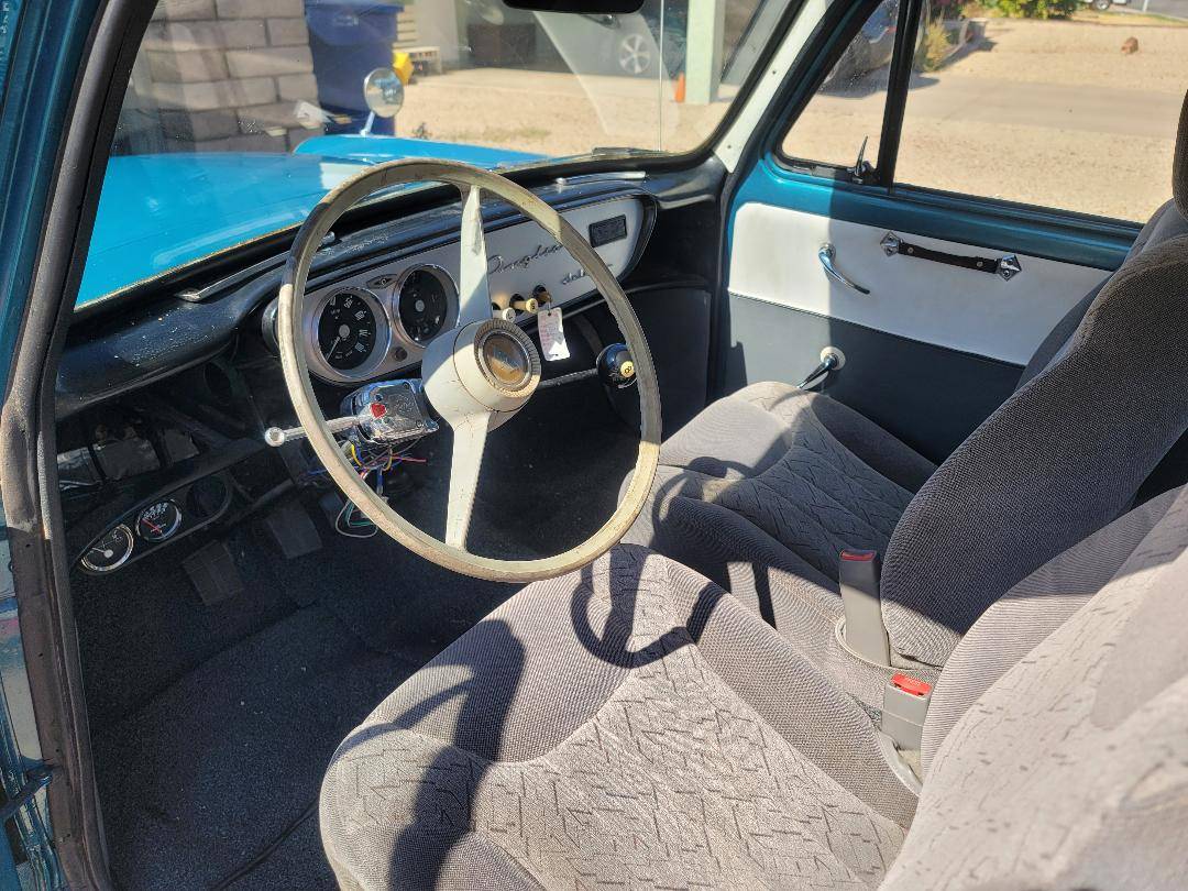 Anglia-english-ford-2-door-1957-blue-12