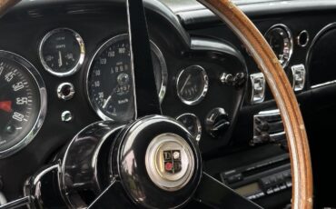 Aston-Martin-DB6-1967-22