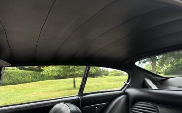 Aston-Martin-DB6-1967-28