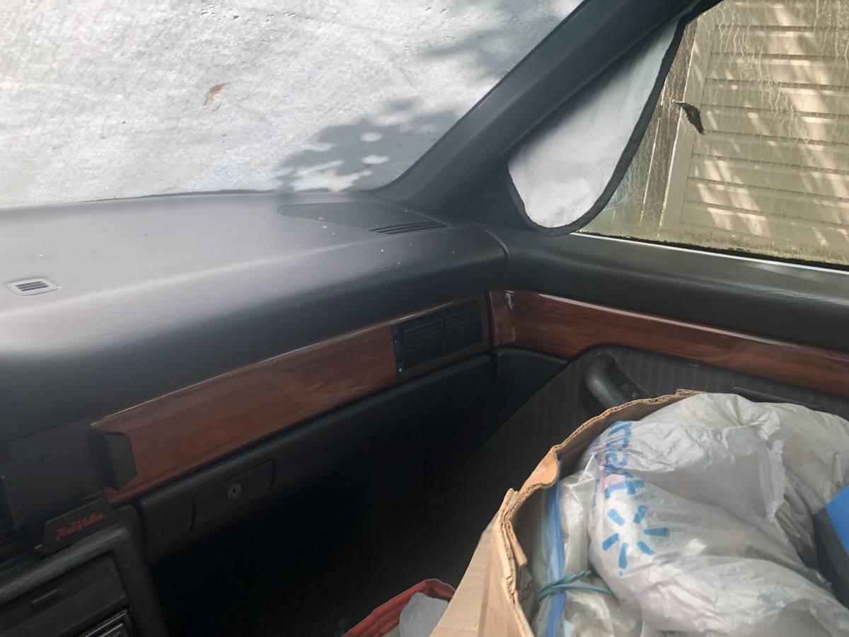 Audi-100-1991-white-15