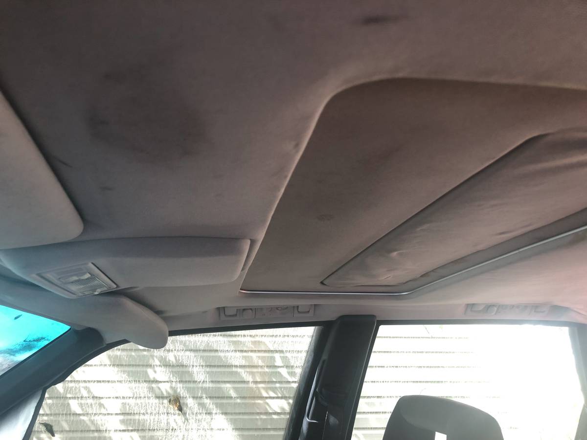 Audi-100-1991-white-17