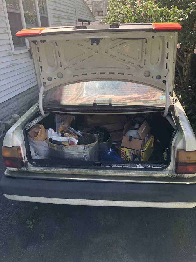 Audi-100-1991-white-4