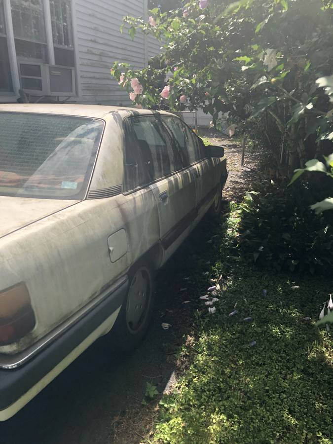 Audi-100-1991-white-8