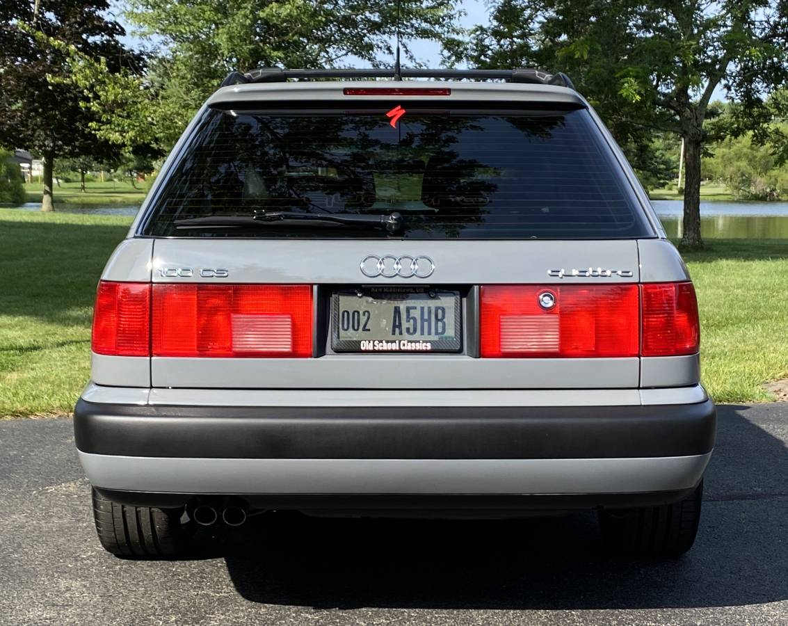 Audi-100cs-avant-1992-grey-9