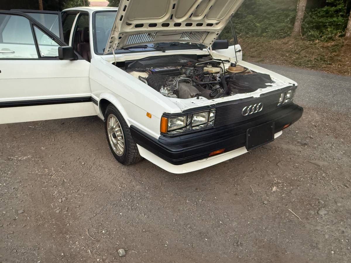 Audi-4000s-quattro-1984-white-12