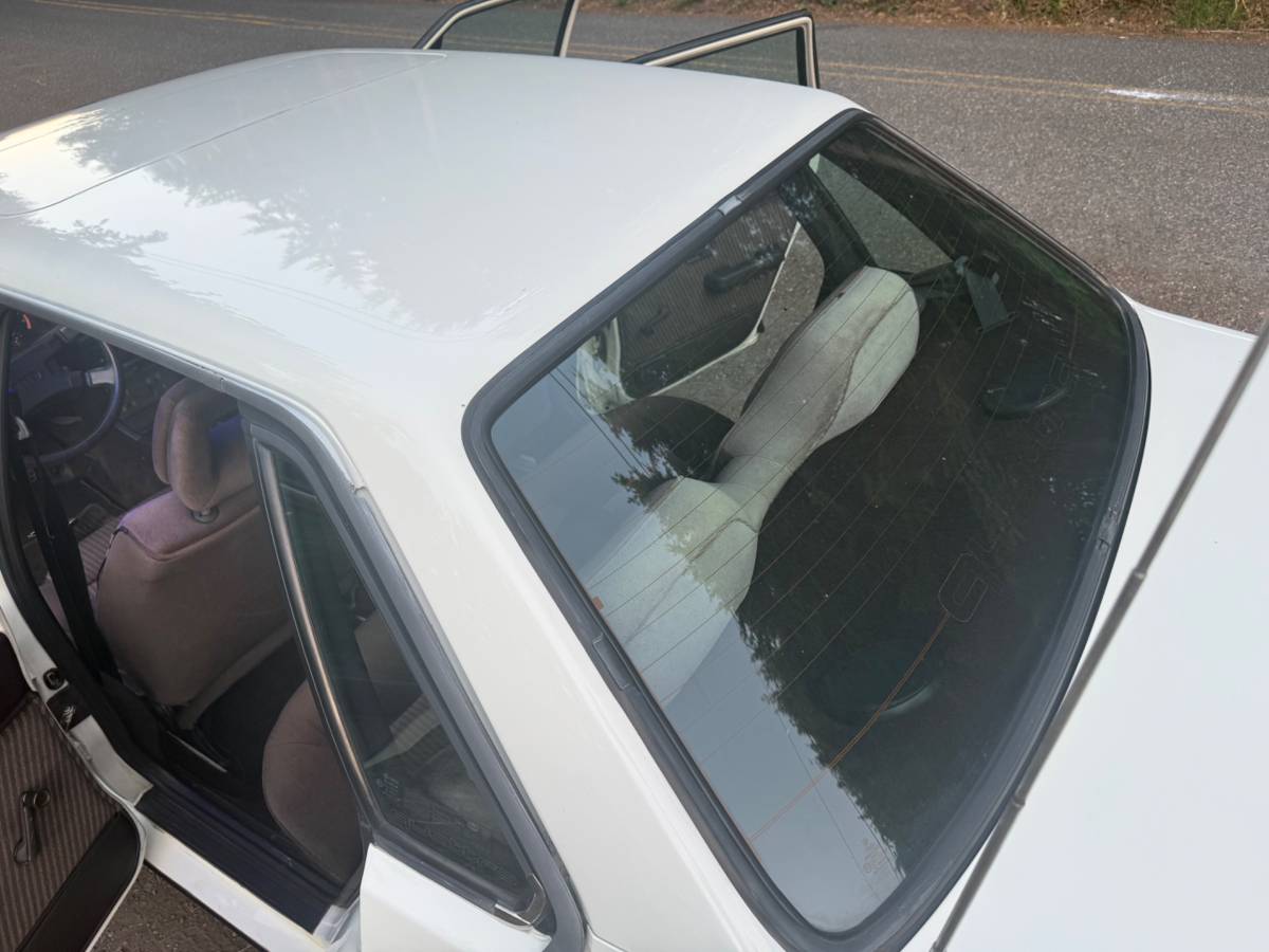Audi-4000s-quattro-1984-white-17