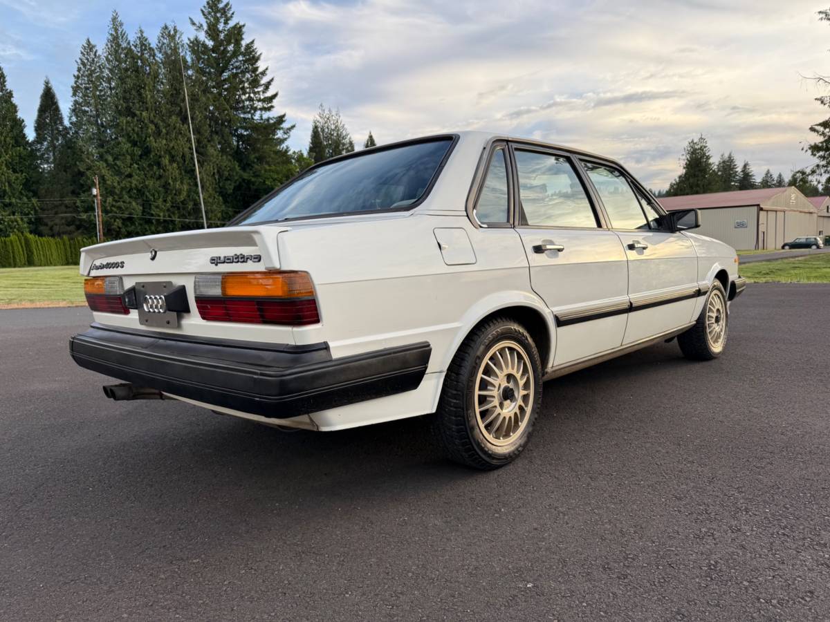 Audi-4000s-quattro-1984-white-22