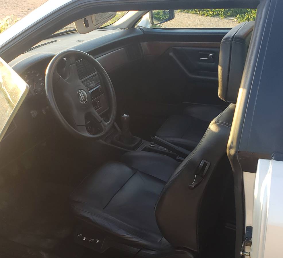 Audi-coupe-quattro-20v-1990-white-11