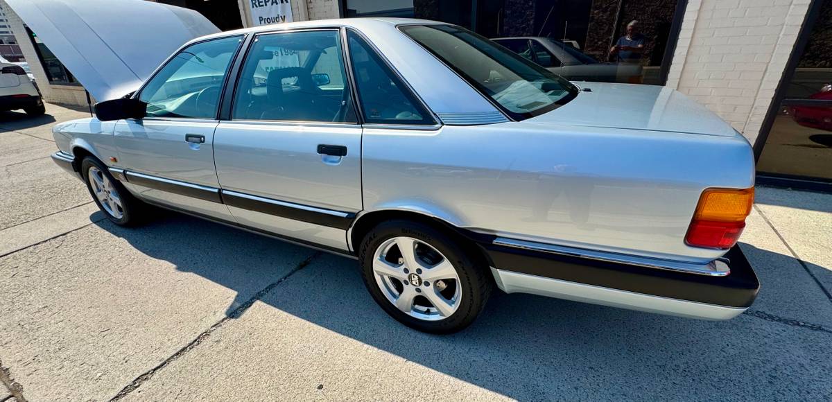 Audi-quattro-20-valves-turbo-1991-silver-9