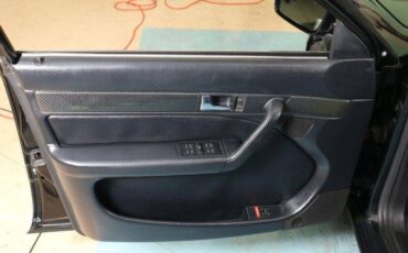 Audi-s6-1995-black-18