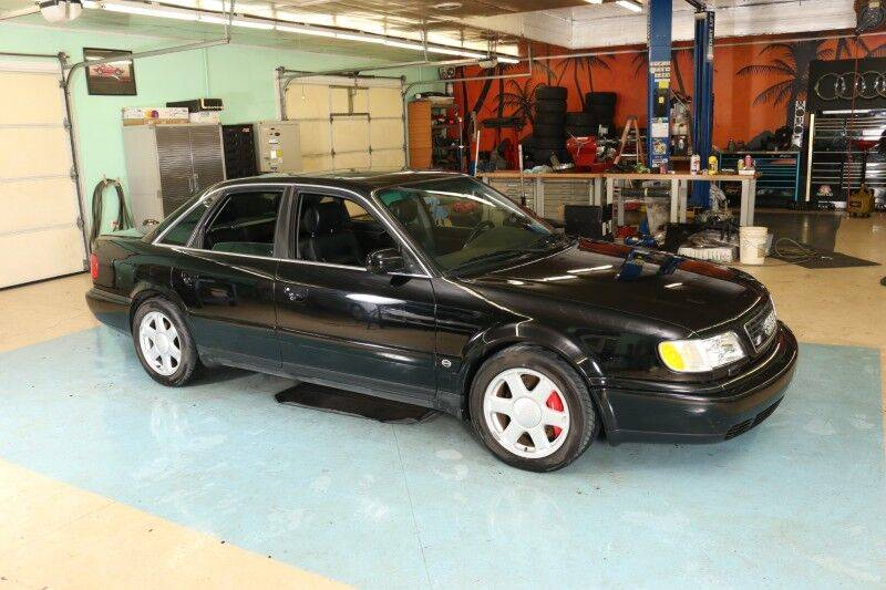 Audi-s6-1995-black-23