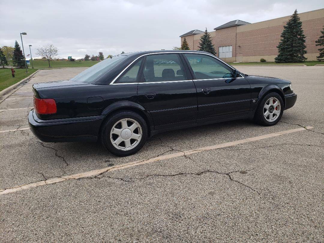 Audi-s6-1995-black-5