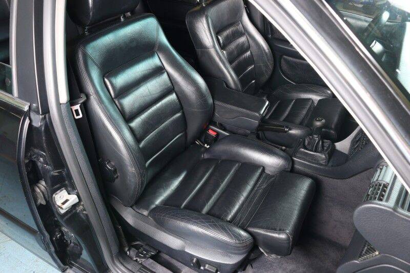 Audi-s6-1995-black