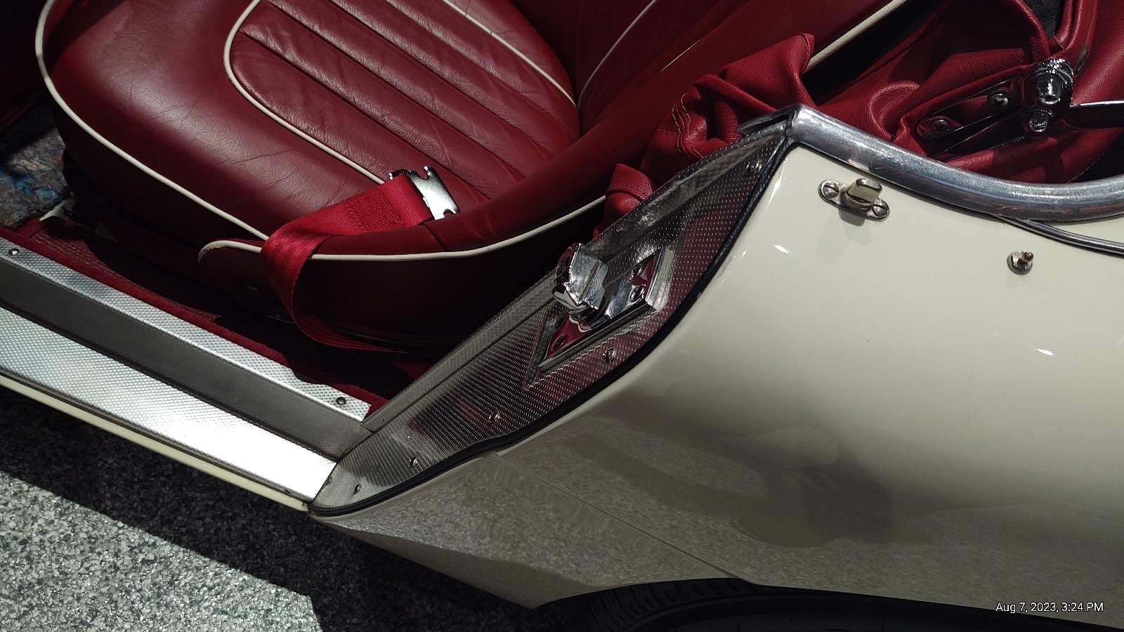 Austin-Healey-100M-1954-Convertible-8
