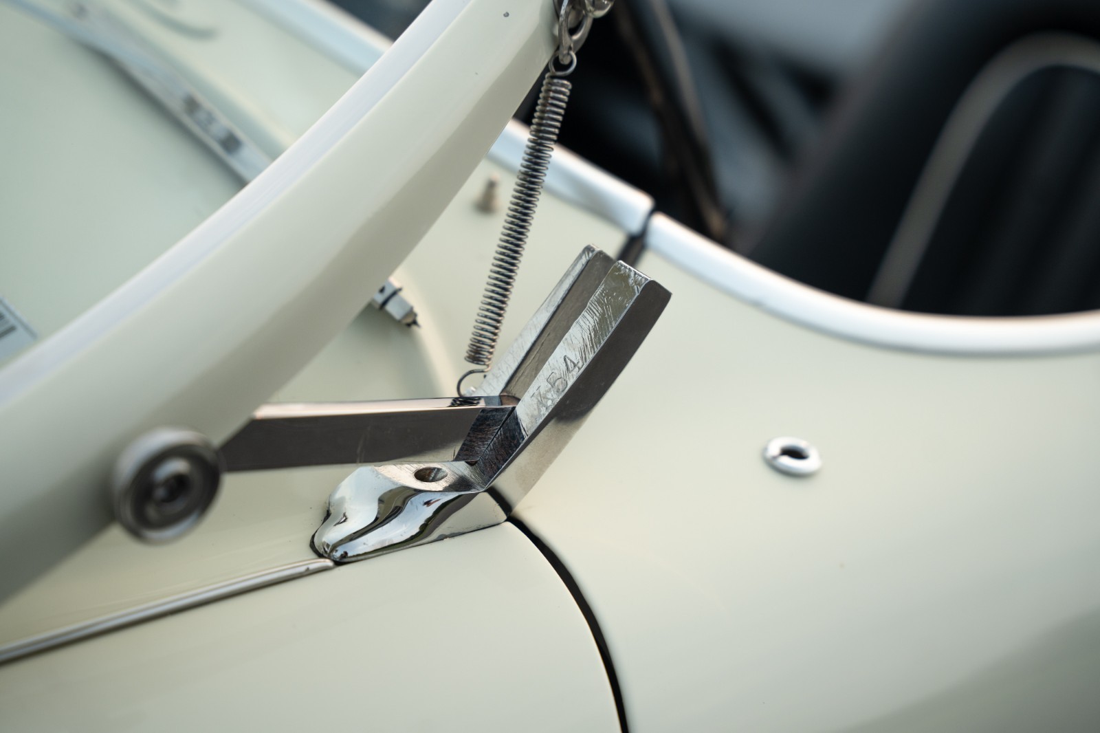Austin-Healey-100M-1956-Convertible-21