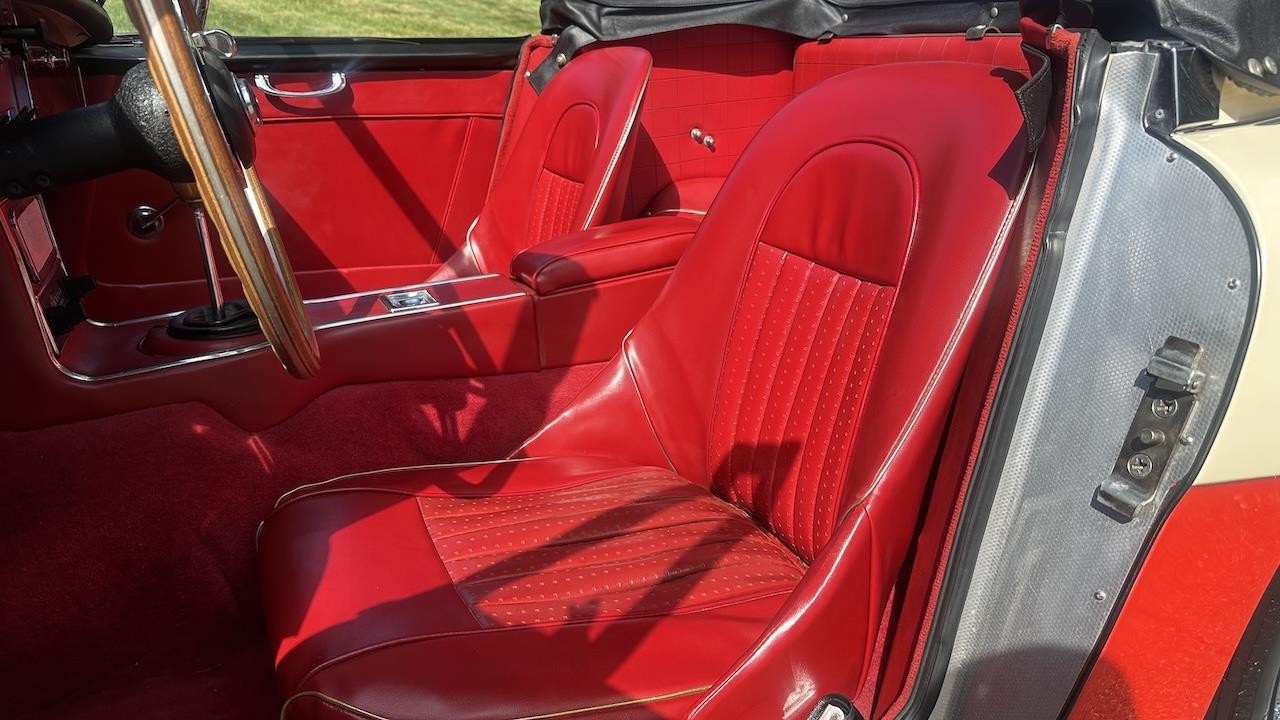 Austin-Healey-3000-1964-30