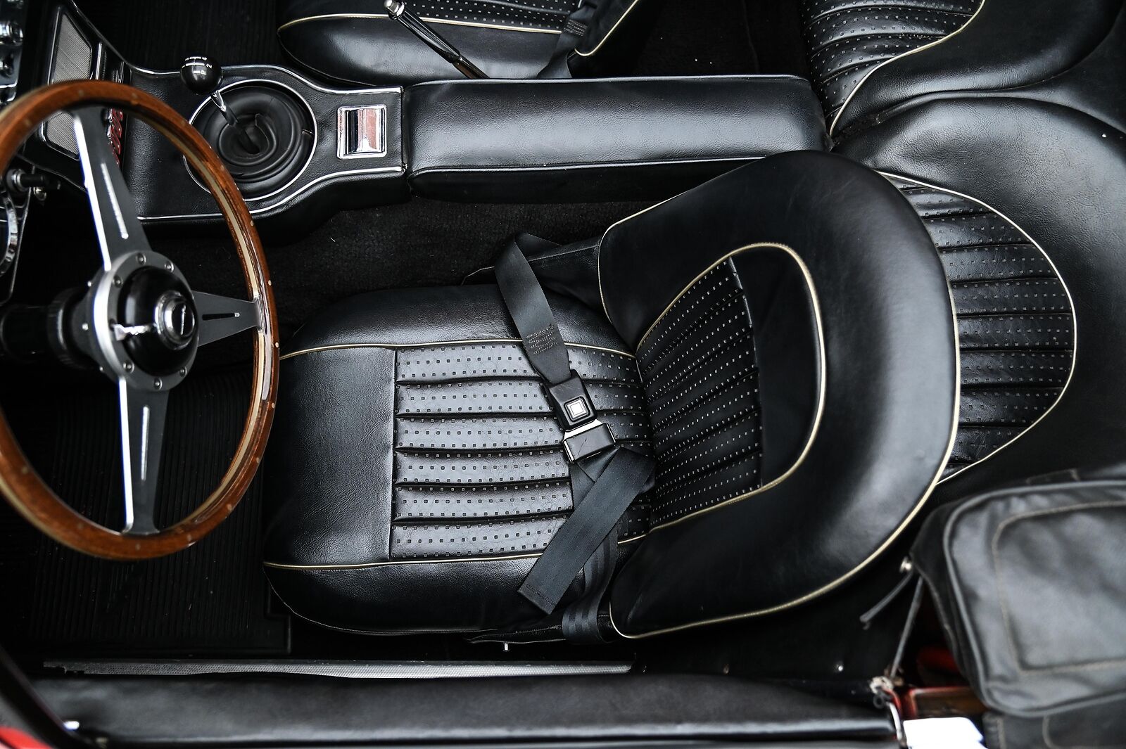 Austin-Healey-3000-MK-III-1966-15