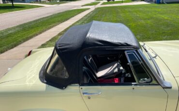 Austin-Healey-Sprite-1966-Convertible-12