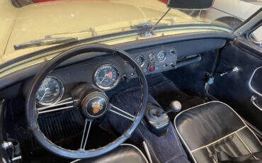 Austin-Healey-Sprite-1966-Convertible-2