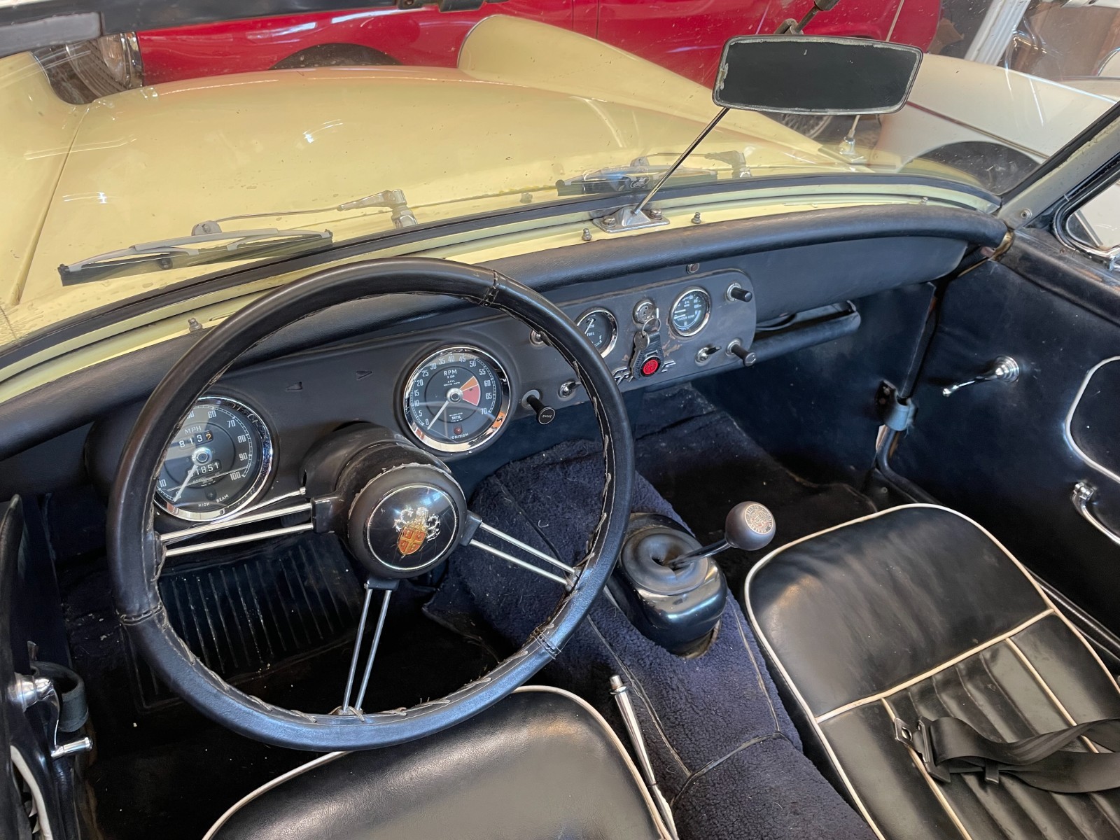 Austin-Healey-Sprite-1966-Convertible-2