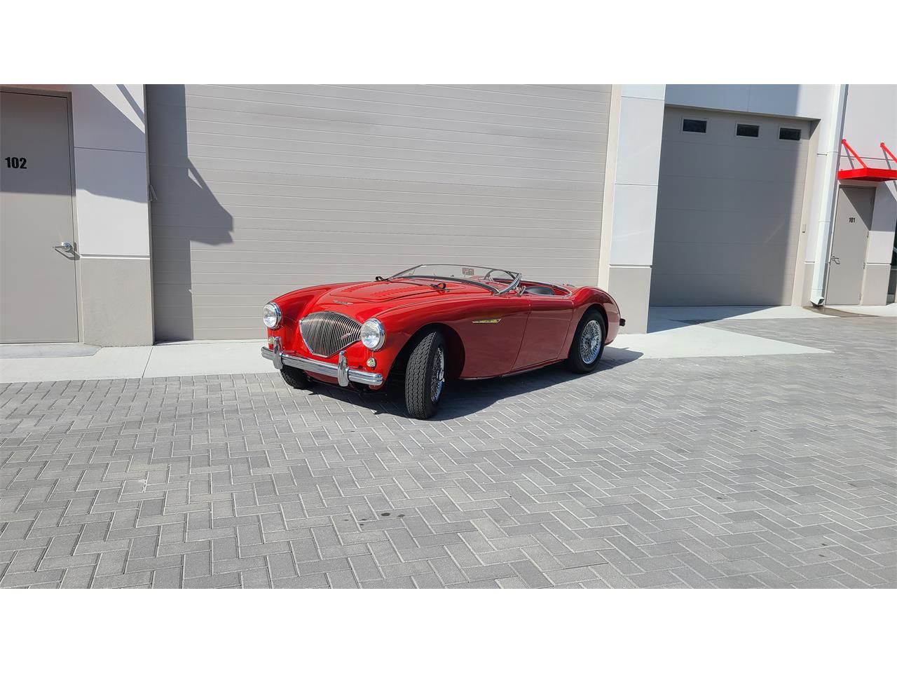 Austin-healey-100-4-1954-Red-Black-leather-13