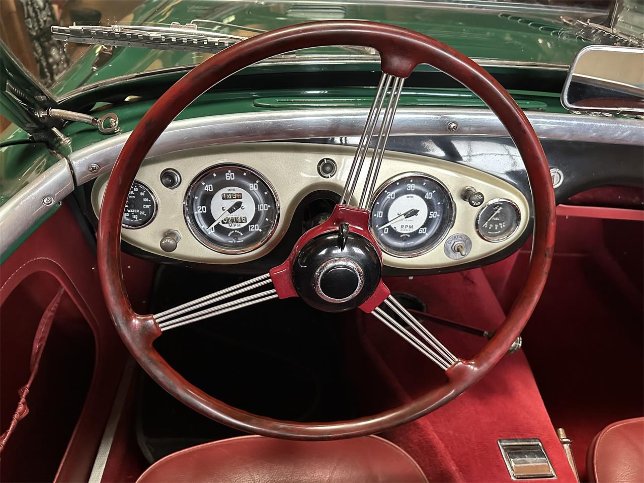 Austin-healey-100-4-bn2-1956-Green-Red-12