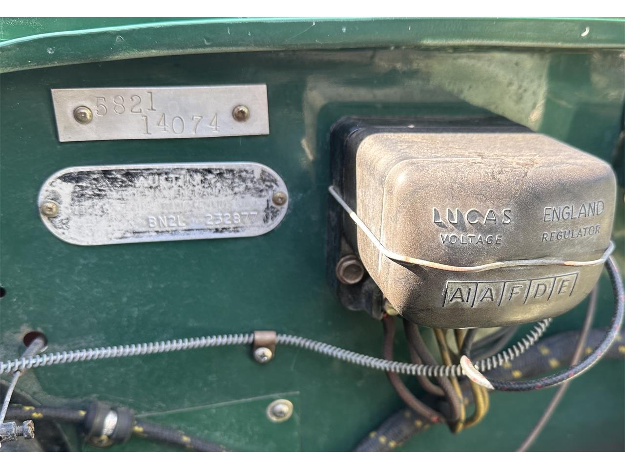 Austin-healey-100-4-bn2-1956-Green-Red-15