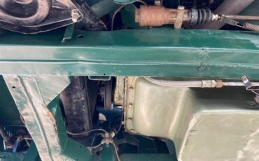 Austin-healey-100-4-bn2-1956-Green-Red-18