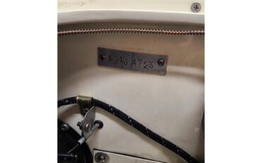 Austin-healey-100m-1954-Old-English-White-Red-7