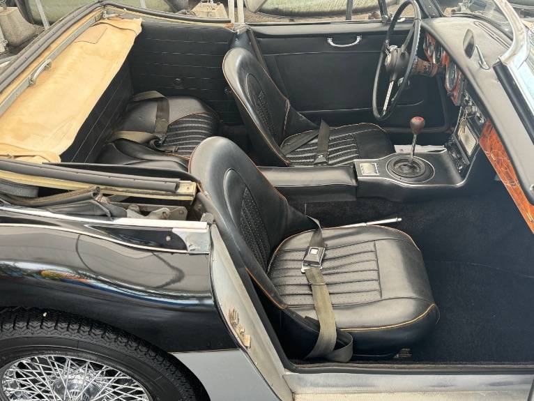 Austin-healey-1967-14