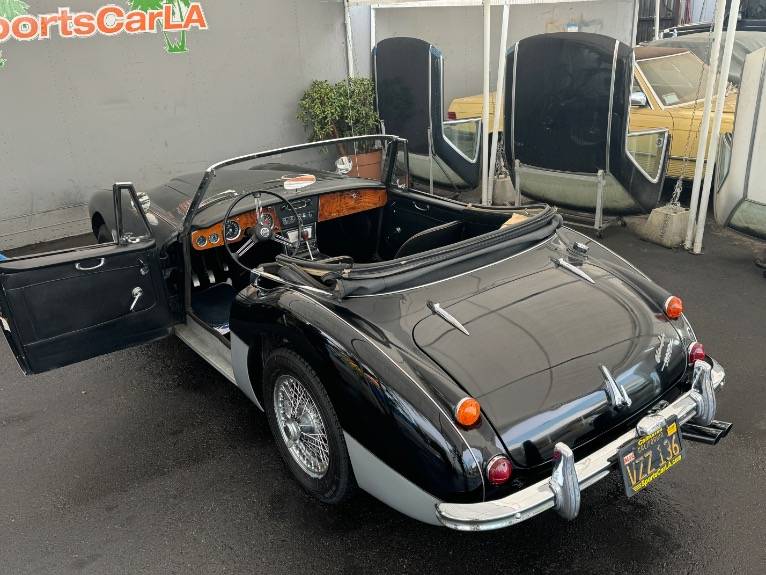 Austin-healey-1967-2