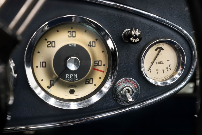 Austin-healey-3000-1959-Iris-Blue-Blue-5