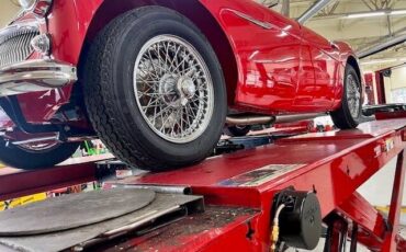 Austin-healey-3000-1962-Signal-RedRed-Hardt-Gray-Leather-10