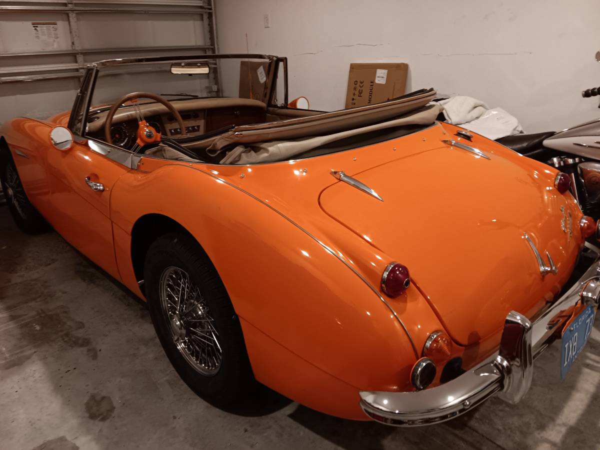 Austin-healey-3000-1967-orange-2