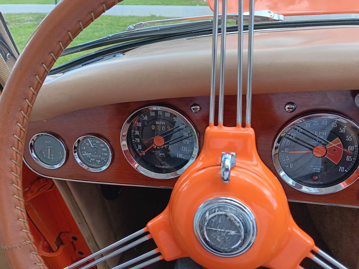 Austin-healey-3000-1967-orange-21