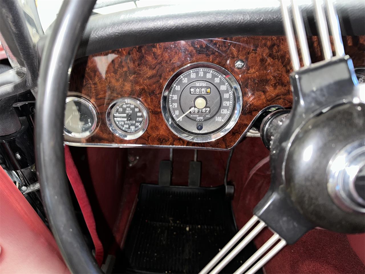 Austin-healey-3000-mark-iii-1964-Black-Red-2