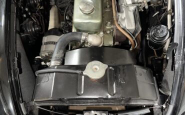 Austin-healey-3000-mark-iii-1964-Black-Red-9