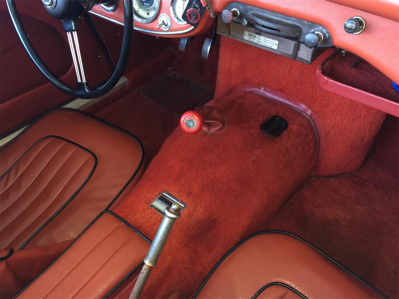 Austin-healey-Bt7-1961-RedBlack-Red-16