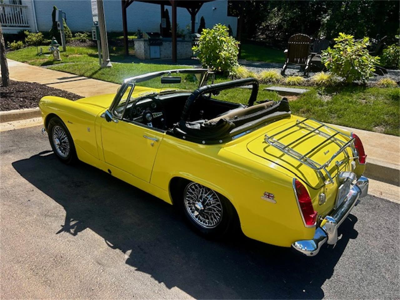 Austin-healey-Sprite-1969-Bright-Yellow-Black-1