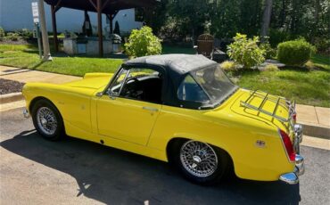 Austin-healey-Sprite-1969-Bright-Yellow-Black-2