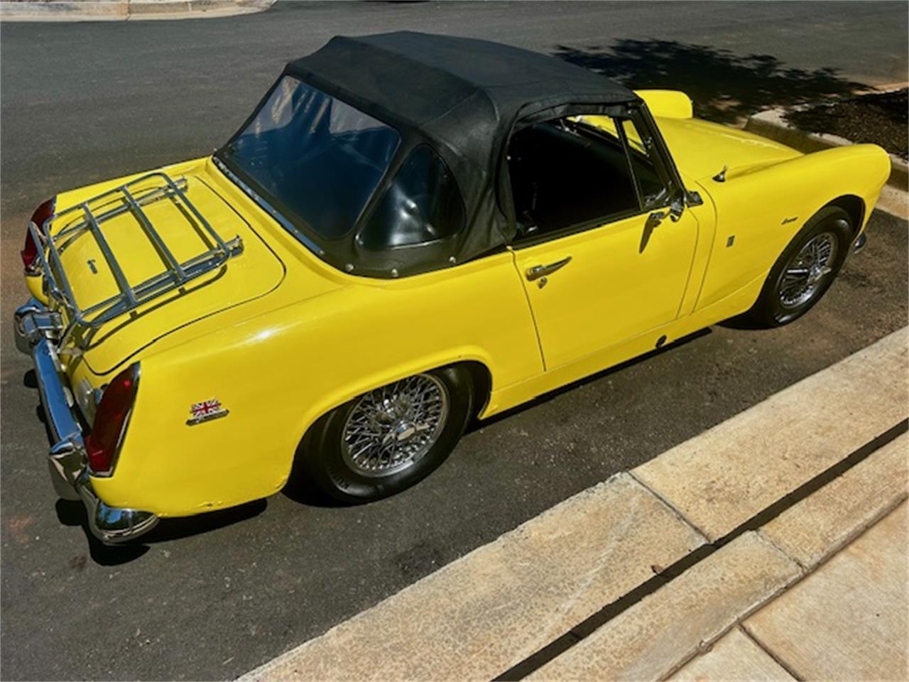 Austin-healey-Sprite-1969-Bright-Yellow-Black-4
