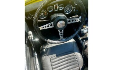Austin-healey-Sprite-1969-Bright-Yellow-Black-6