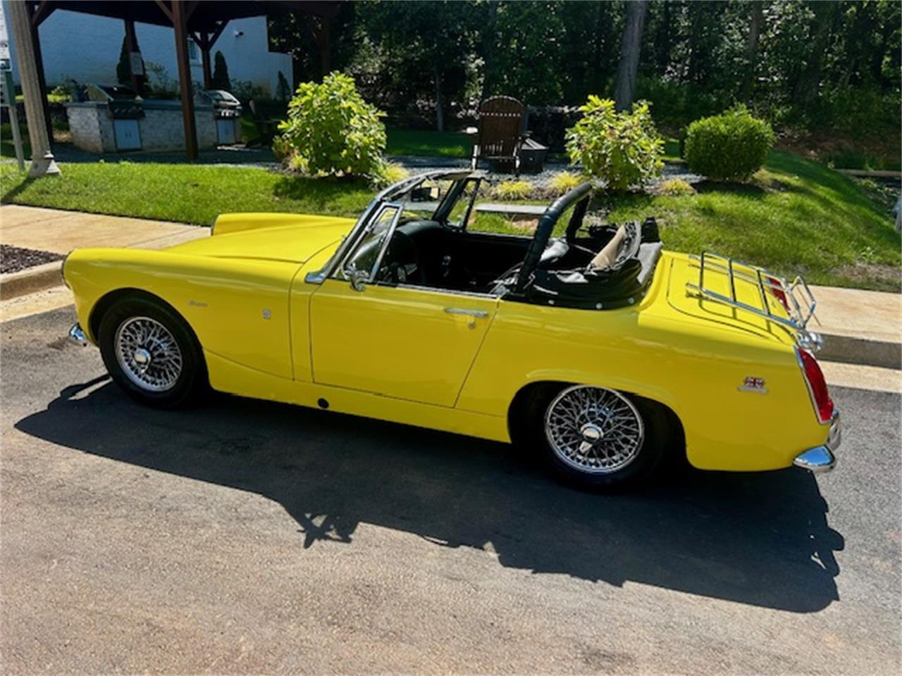 Austin-healey-Sprite-1969-Bright-Yellow-Black