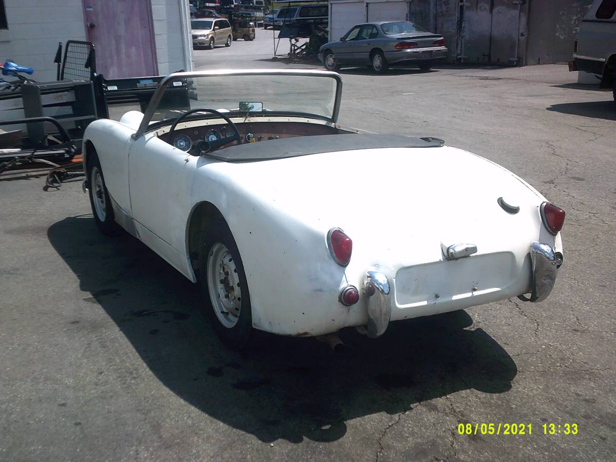 Austin-healey-sprite-1959-white-9